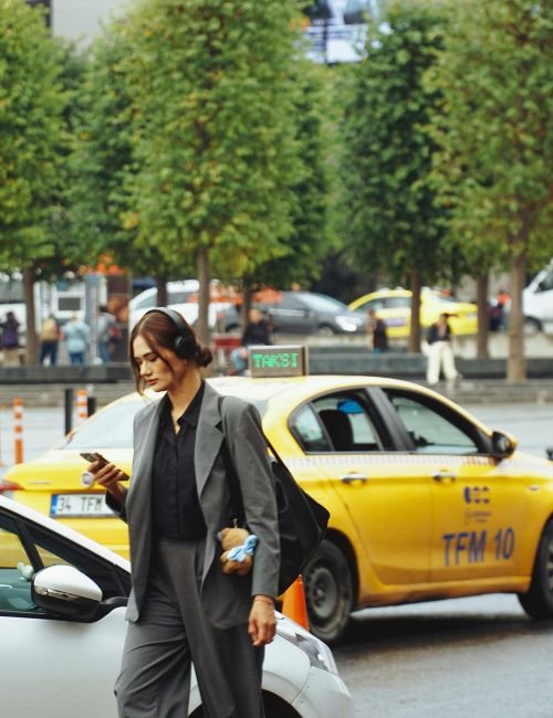 maxi taxi melbourne airport